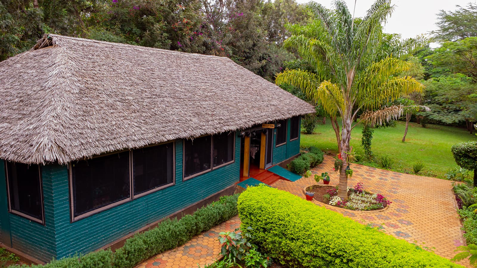 Njia Panda Tented Lodge
